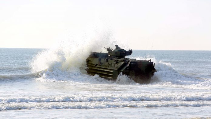 AAV7A1 Marines hit the water