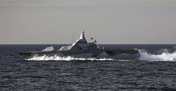 Visby-Class-HSwMS-Karlsand-10-2017-at-sea