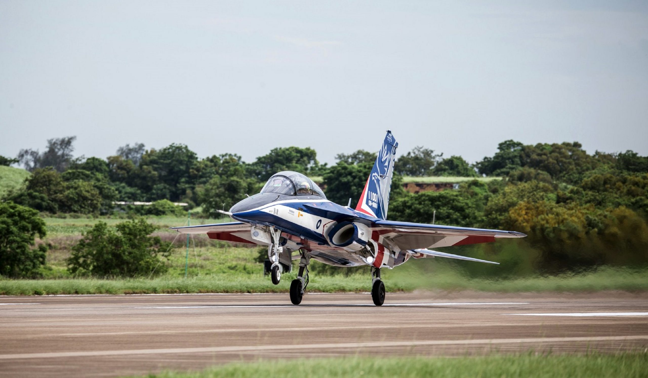 Taiwan S Brave Eagle Advanced Jet Trainer Takes Off Asian Military Review