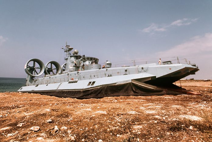 Zubr-air-cushion-landing-craft